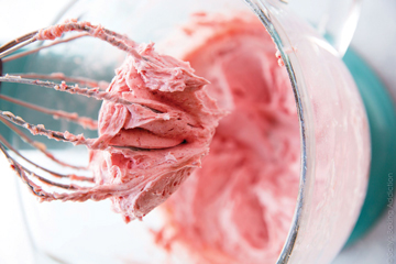 The BEST Strawberry Frosting